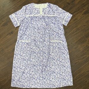 EKOUAER PURPLE FLORAL HOUSE DRESS COAT GOWN DUSTER ROBE LIGHT WEIGHT